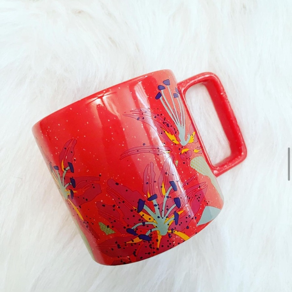 Price FIRM New Starbucks Mug